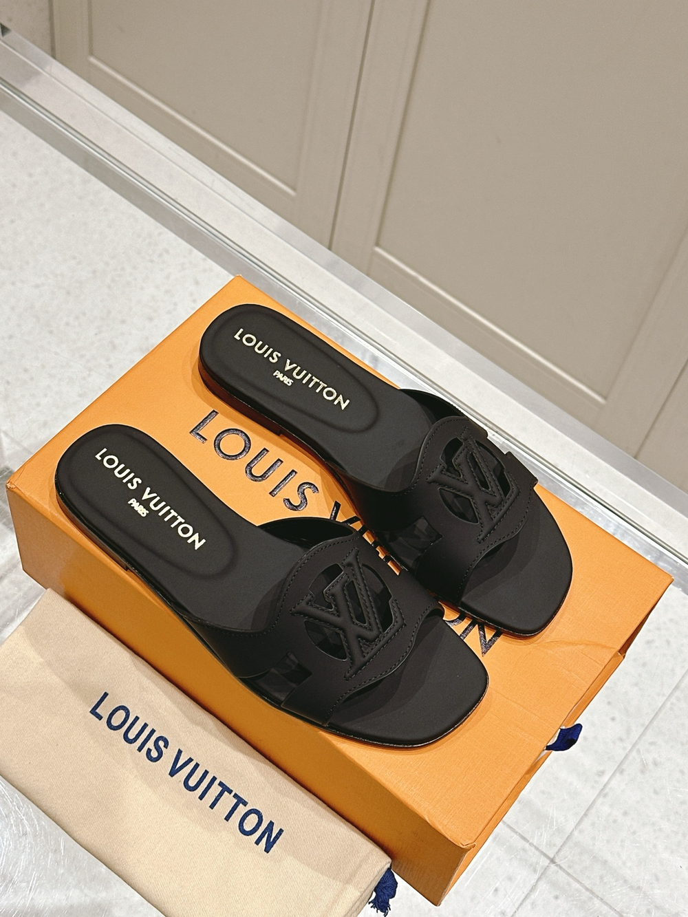 Louis Vuitton Isola Flat Mule