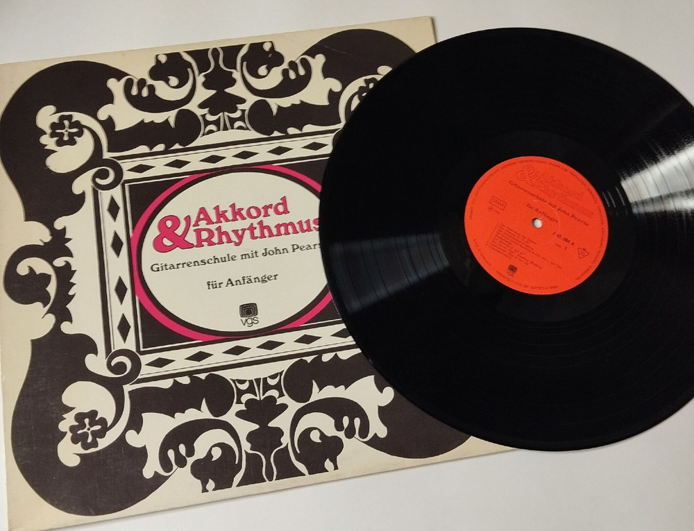 Винтажная виниловая пластинка LP John Pearse Akkord and Rhythmus Gitarrenschule Mit John Pearse (Fur Anfanger) (Germany 1974)
