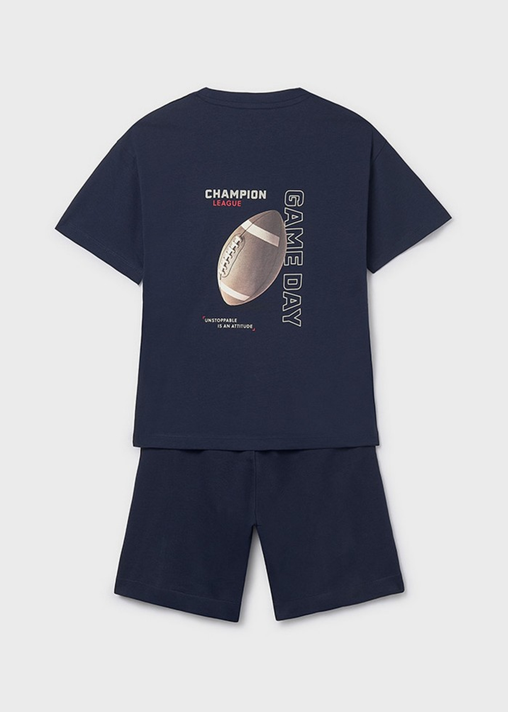 футболка с шортами