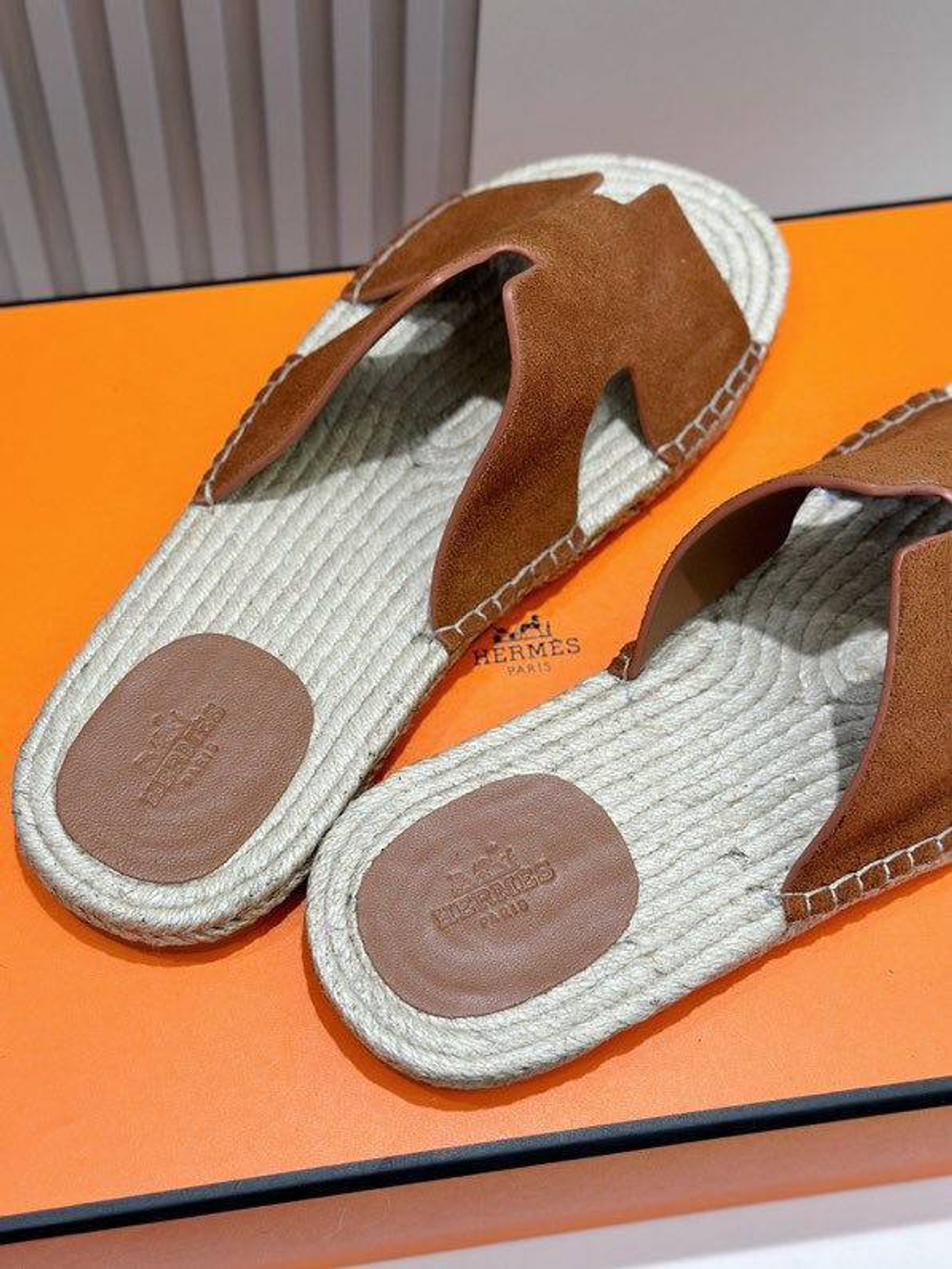 Шлепанцы Hermes