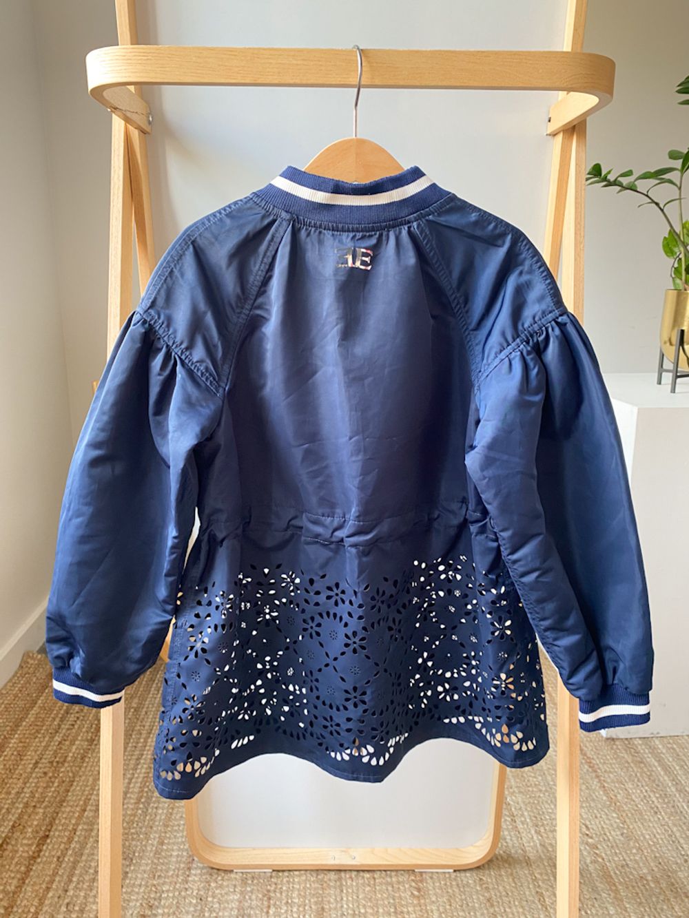 Ветровка  Ermanno Scervino, 128