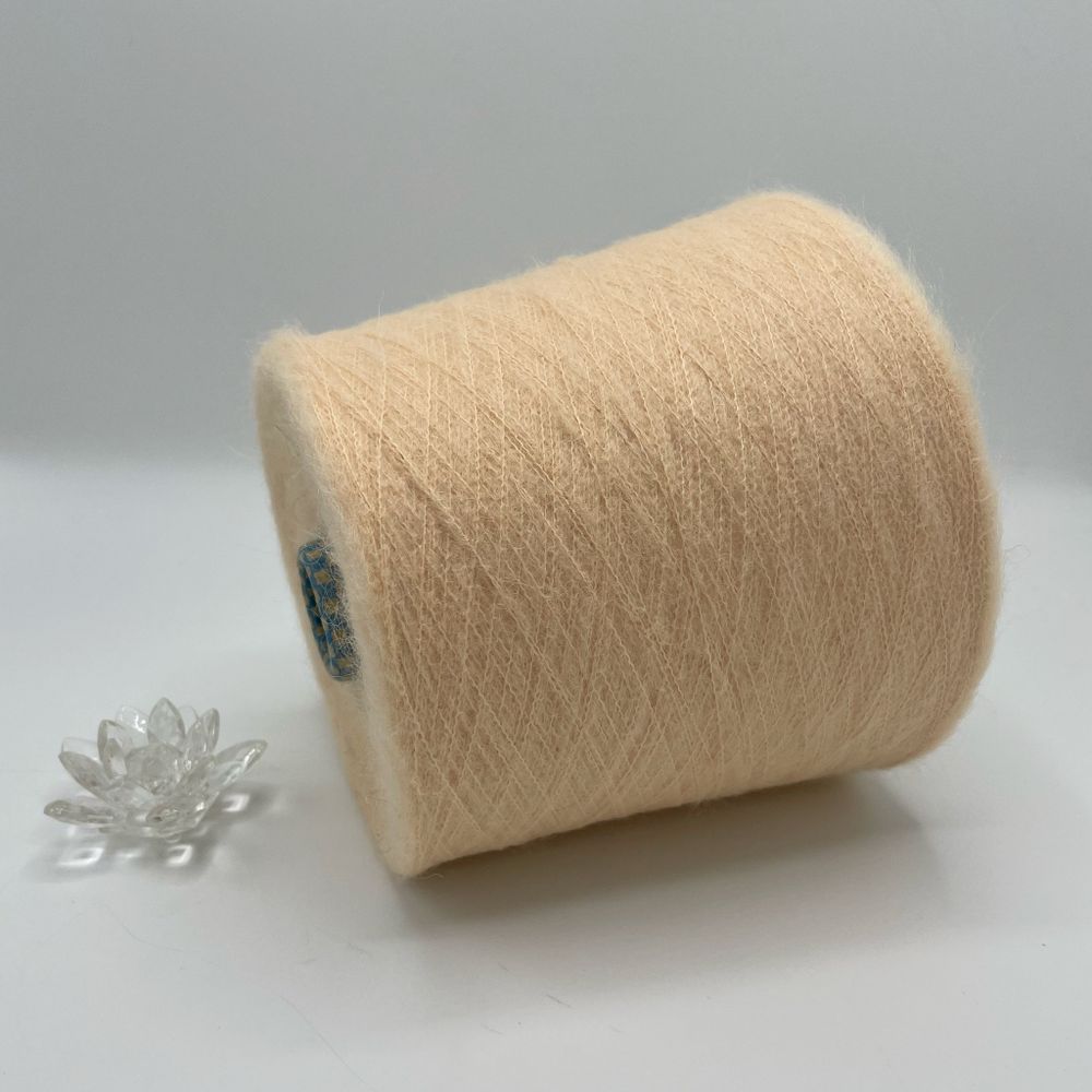 Manifattura LANE PUCCI 30% вспушеная альпака 30% полиамид 40% полиакрил