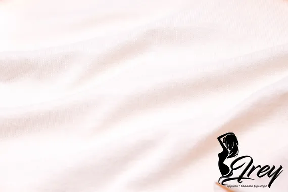 Ластовица, 30*30 см, зефир