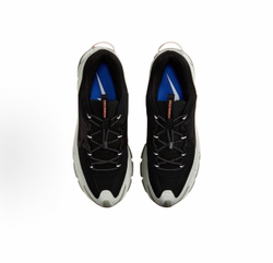 Nike Zoom Vomero 5 Roam