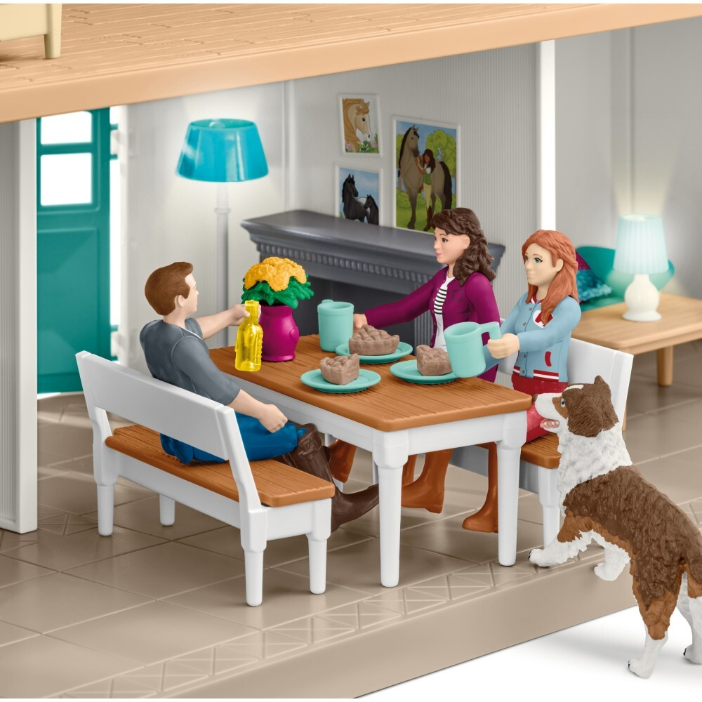 Schleich Лошадиный клуб - Большая конеферма на берегу озера 42706