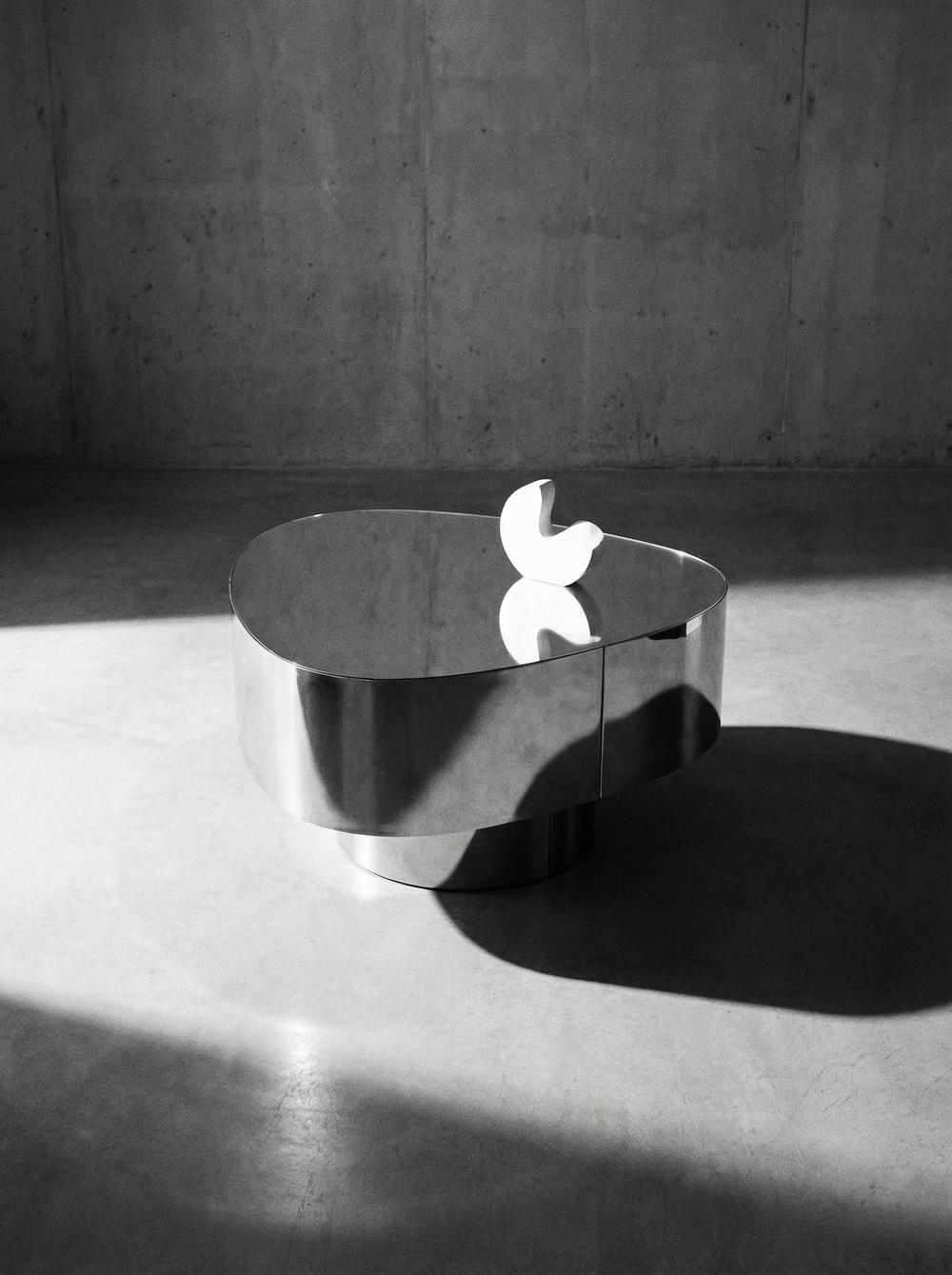 Журнальный стол Енисей 68 Зеркальный