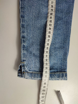 Джинсы стильные 42 размер