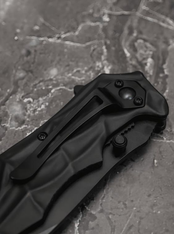 Складной нож тактический BOKER Черный с рельефной рукоятью