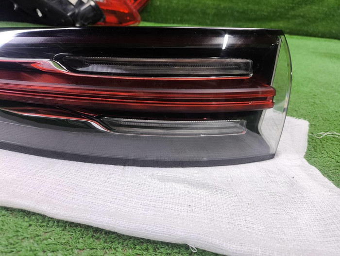 Фонарь левый внешний Porsche Cayenne 3 (2017-2023)