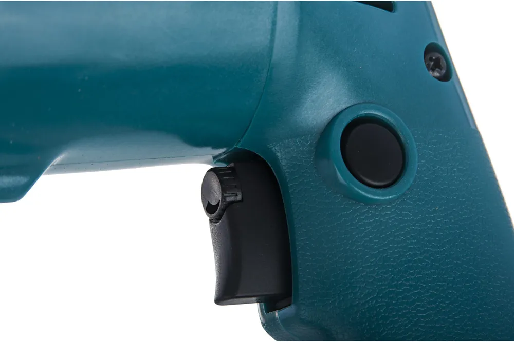 Дрель Makita DP4700