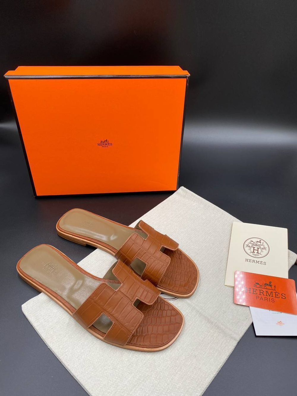 Шлепанцы Hermes из кожи крокодила, арт. 718736