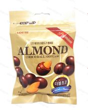 Миндаль в молочном шоколаде Almond Choco Ball Lotte в пачке, 70 гр.