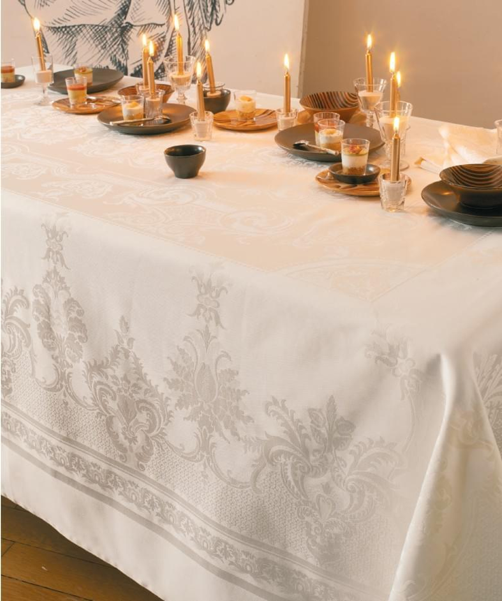 Скатерть 195 Garnier-Thiebaut Beauregard Ivory