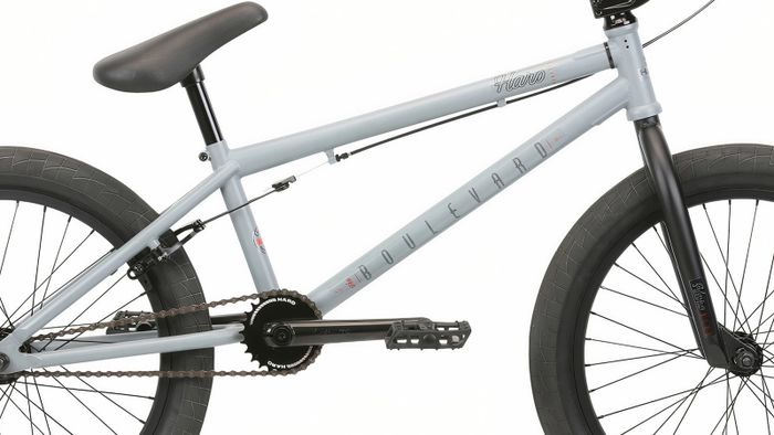рама и седло велосипеда BMX