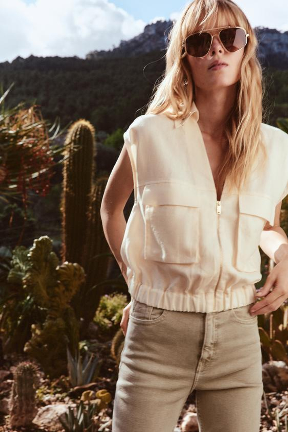 ZARA ДЖИНСЫ Z1975 FLARE С ВЫСОКОЙ ПОСАДКОЙ, ПЕСОЧНЫЙ