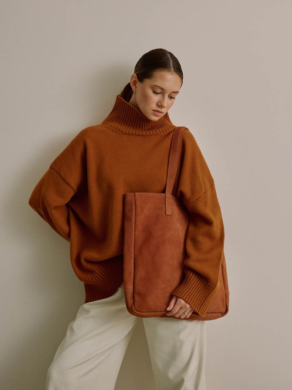 сумка шоппер коричневый яркий на молнии замша