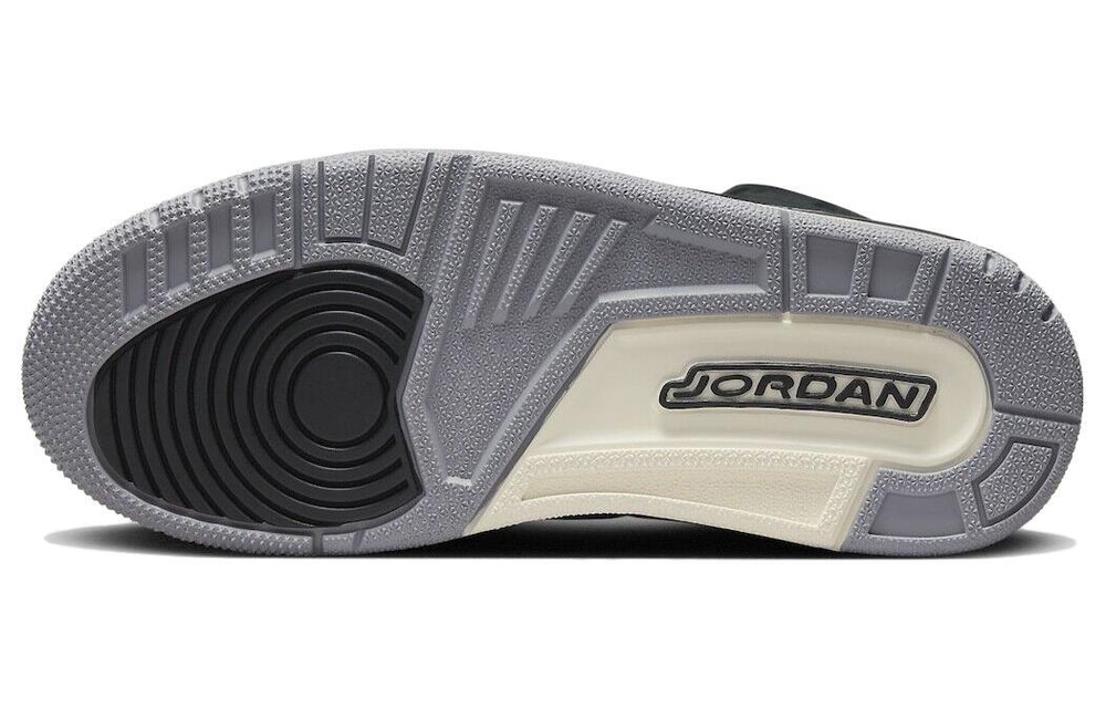 Кроссовки Jordan Air Jordan 3 "Off Noir" (Женская размерная сетка)