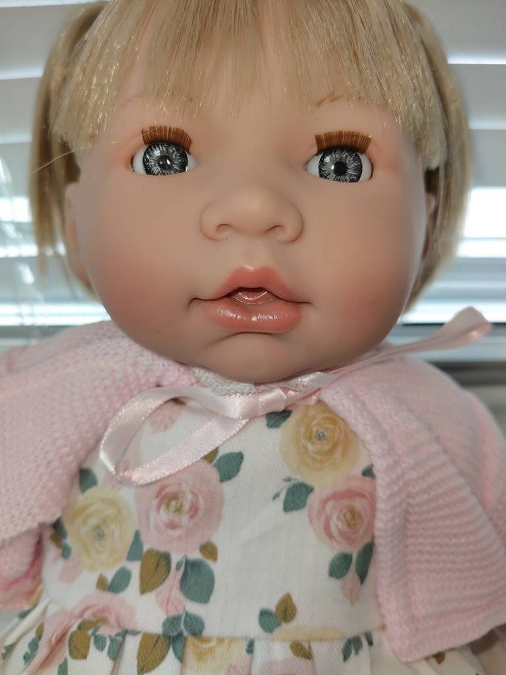 Уценка Кукла Manolo Dolls звуковая Elisa 43см (3106)