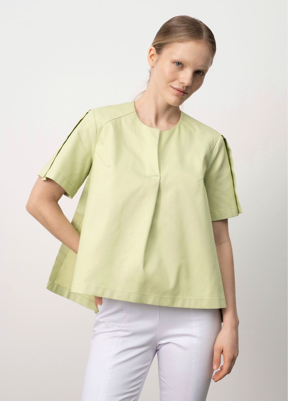 Медицинская туника летящая