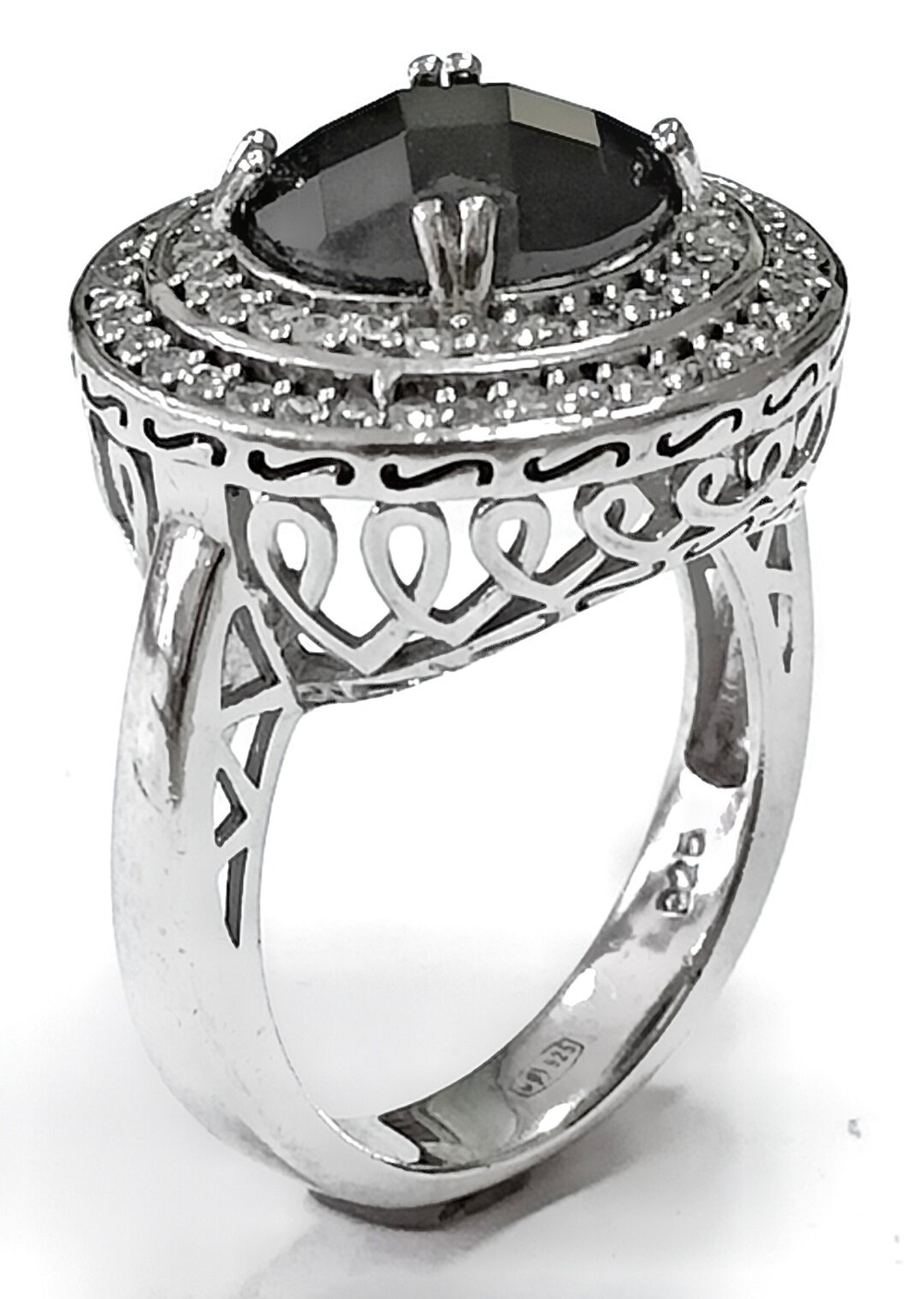 Ювелирное кольцо Эстерелла