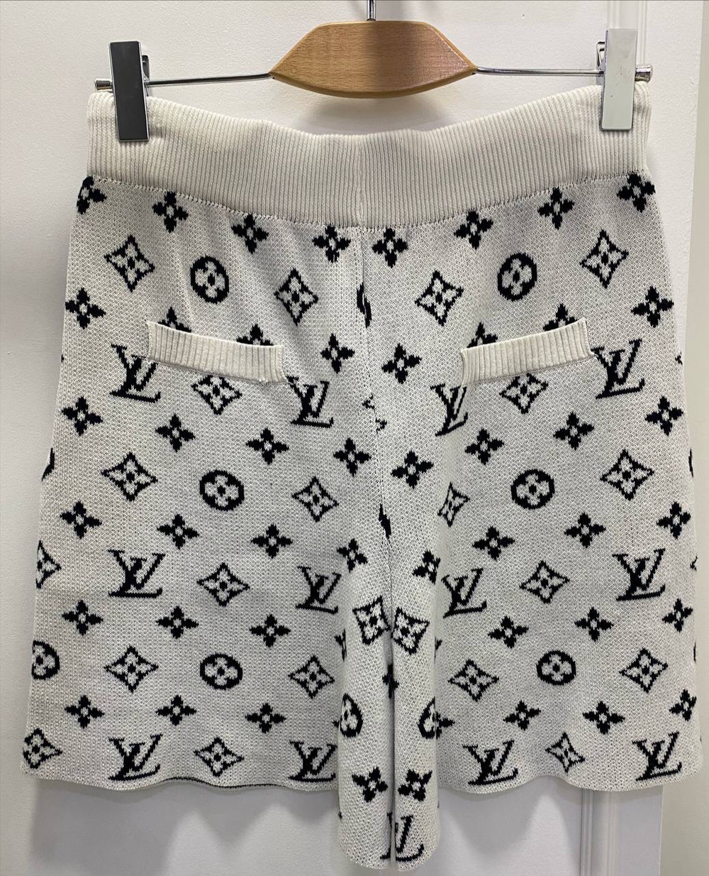 Шорты Louis Vuitton