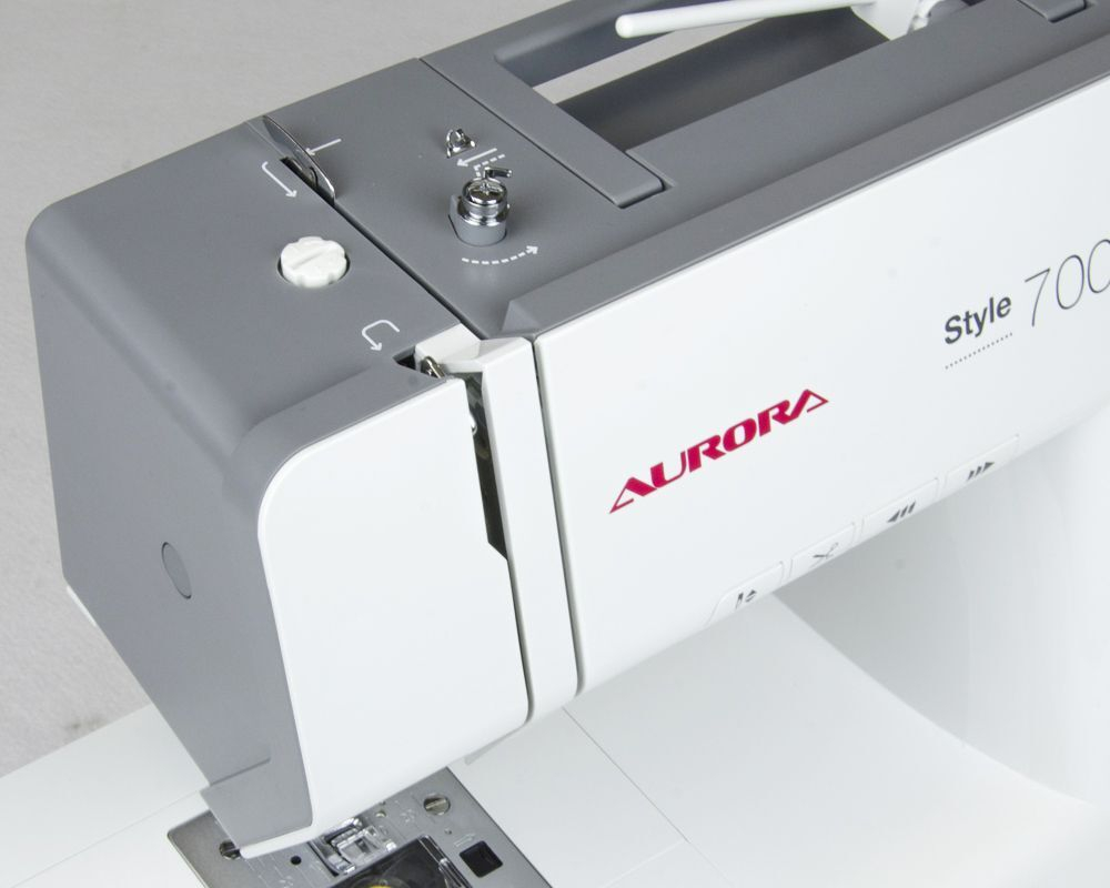 Швейная машина Aurora Style 700/ 100 операций для шитья + 172 символа / 7 видов петли-автомат / алфавит / умное меню Smart