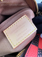 Louis Vuitton Chess Messenger