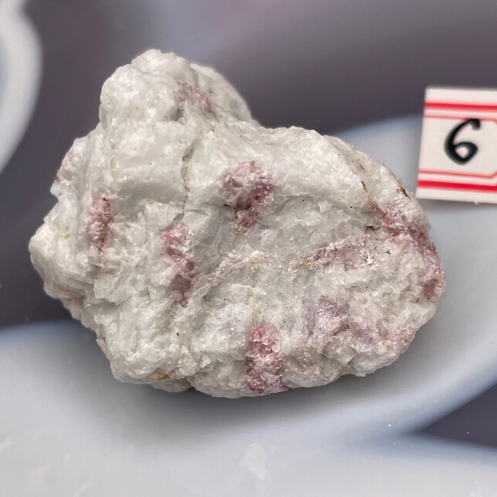 29479 Турмалин розовый необработанный 35-48мм