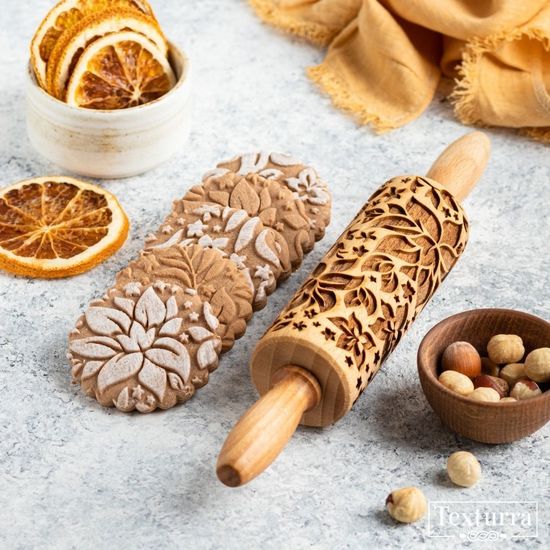 Малая скалка с узором Аленький цветочек