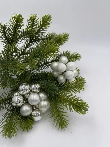 Гроздь стеклянных шаров Ягодный хоровод 2 см., 10 шт., первый снег, Christmas DeLuxe (89868)