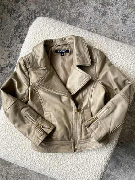 Кожаная куртка DKNY, 104