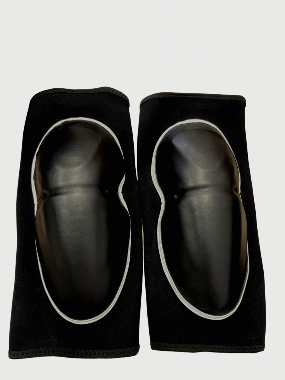 Защита колена кожа BLACK TS 45