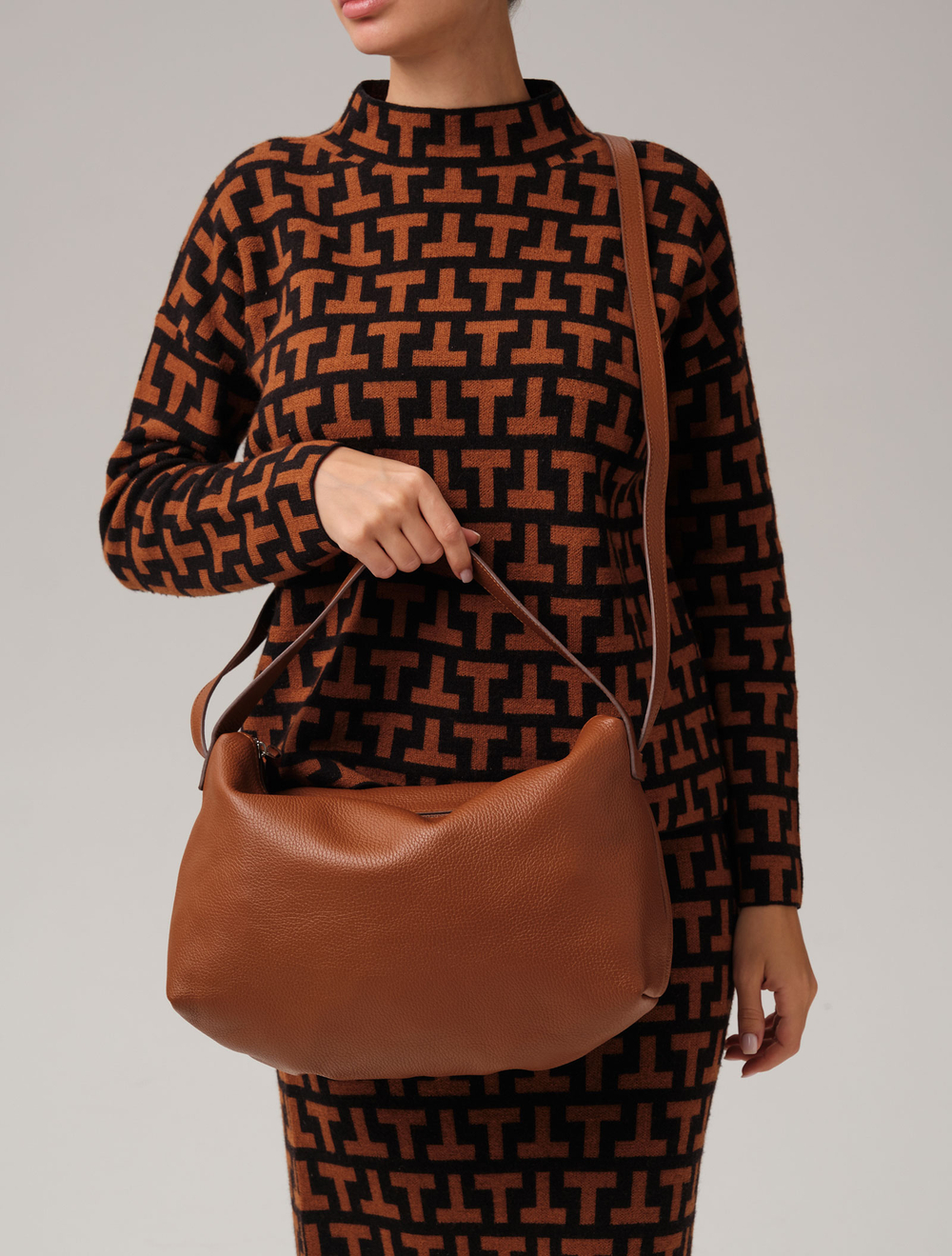 Сумка Deboro 30963 коричневый фундук