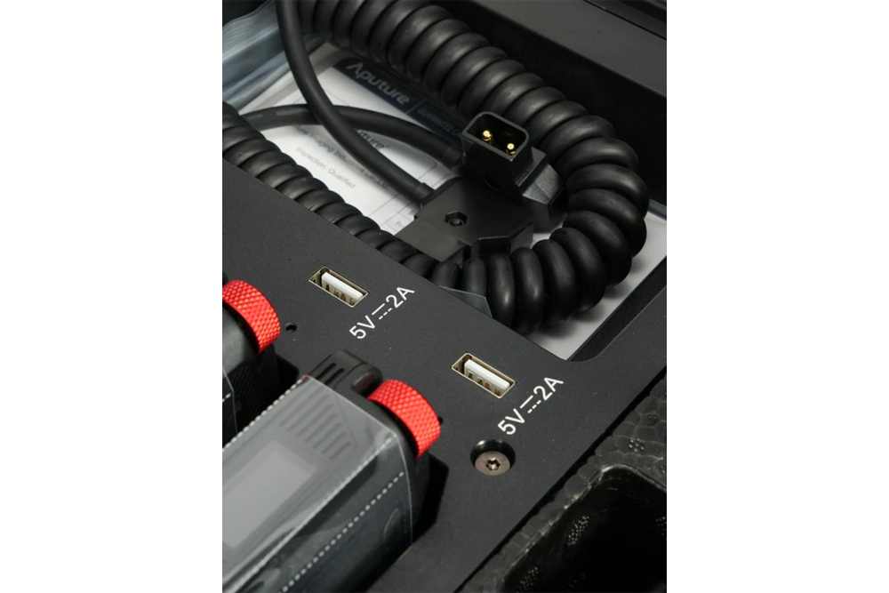 Набор светодиодных осветителей Aputure MC Pro (8-Light Kit)