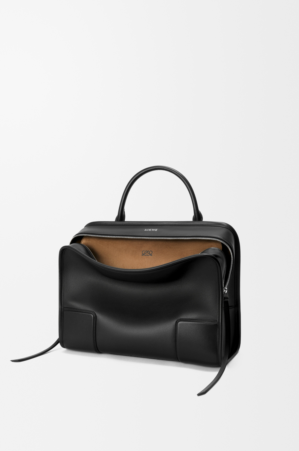 Loewe Большая сумка Amazona 180 из мягкой телячьей кожи, черный