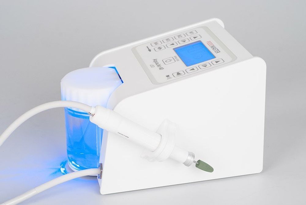 Podomaster AquaJet 40 LED - Педикюрный аппарат со спреем и подсветкой