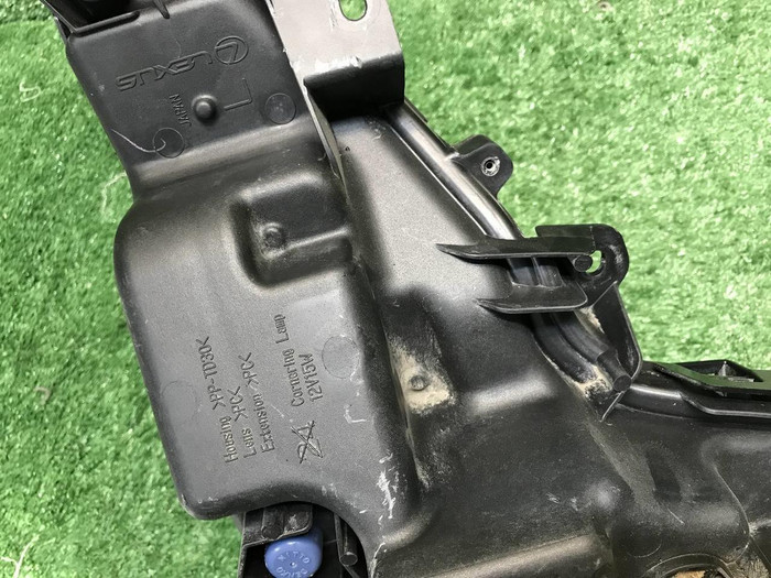 ПТФ левая Lexus LX 3 (2015-2023)