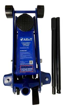 Домкрат подкатной T31203 AE&T 3,5 т