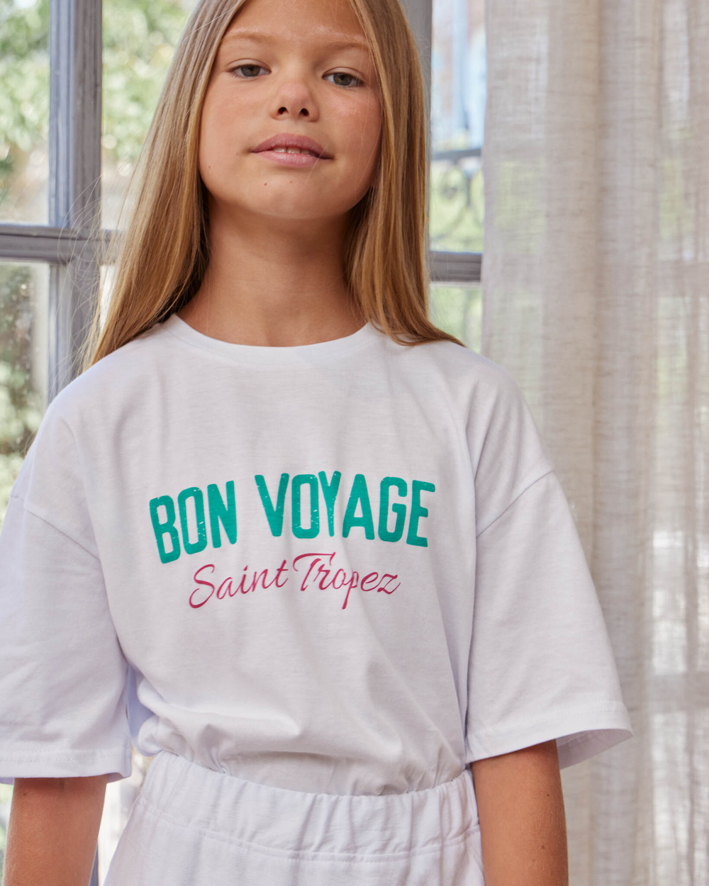 Футболка белая с принтом Bon Voyage