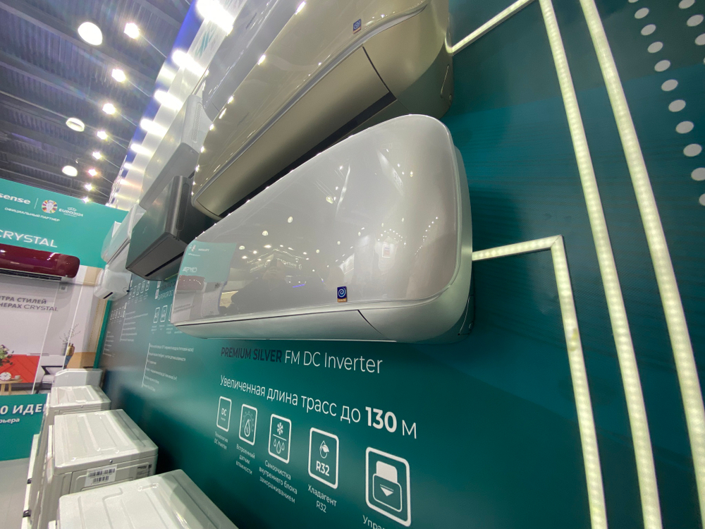 Инверторная сплит-система серии SILVER CRYSTAL SUPER DC Inverter Wi-Fi AS-10UW4RVETG01(S) (комплект)