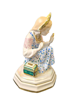 Фарфоровая статуэтка "Малахитовая шкатулка" ЛЗФИ