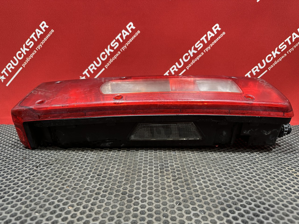 Фонарь задний левый 2023г.