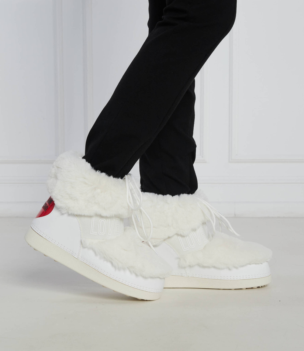 утепленное угги Love Moschino - белый(JA24432G0FIT2)