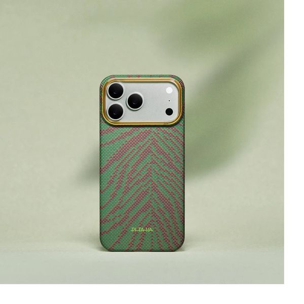 Чехол Pitaka Edge Case для iPhone 17 Pro, Зелёный росток | Sprout Surge