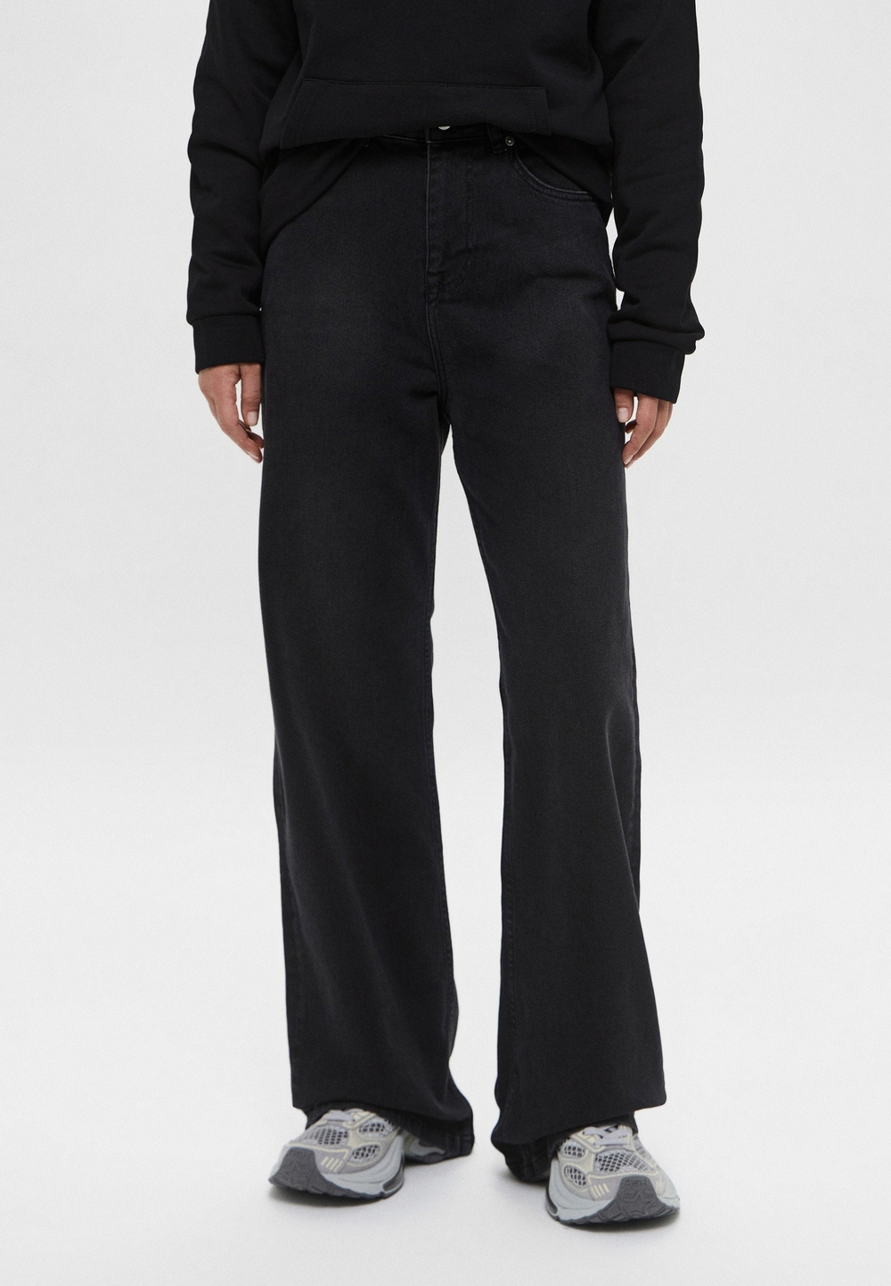 Джинсы женские ICEBERG