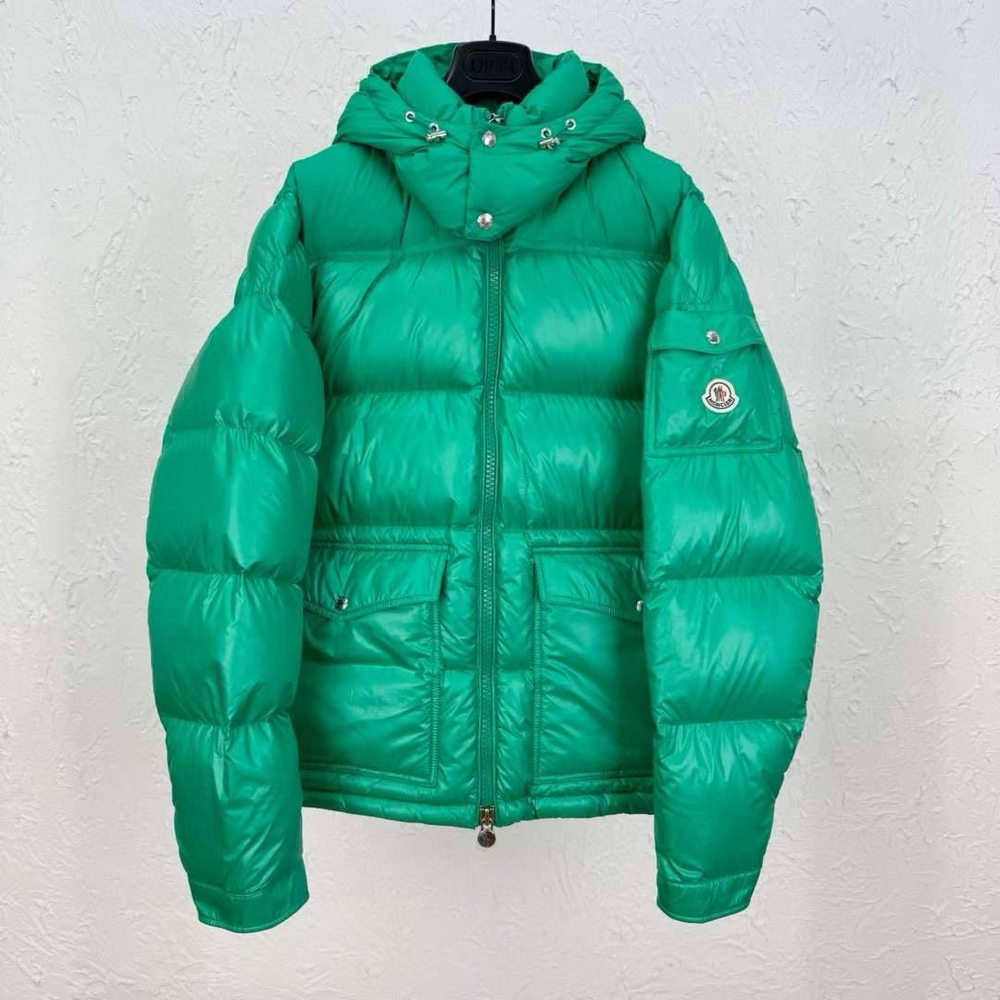Пуховик Moncler
