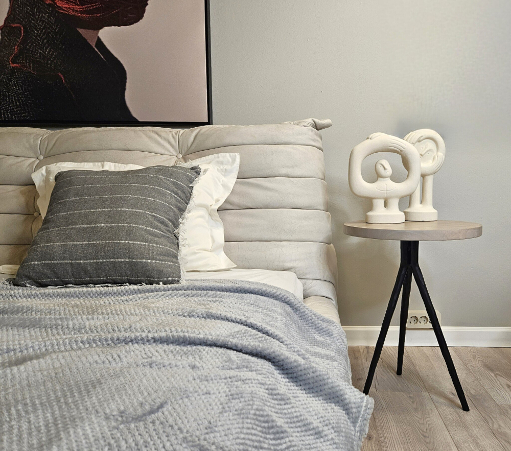 Столик журнальный RI141-S