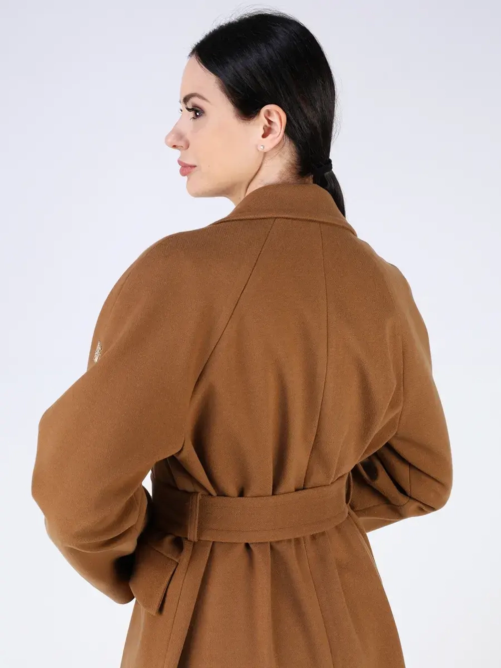 Пальто демисезонное длинное с поясом