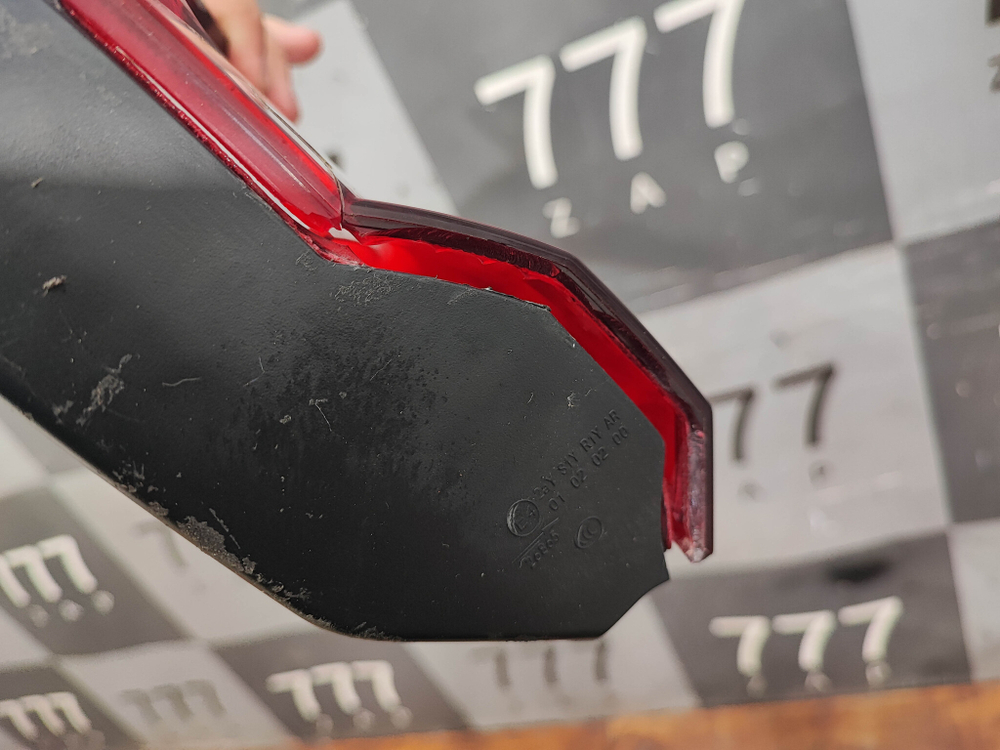 Фонарь задний левый Hongqi HS7 1 19-23 Б/У Оригинал 3716075DA01