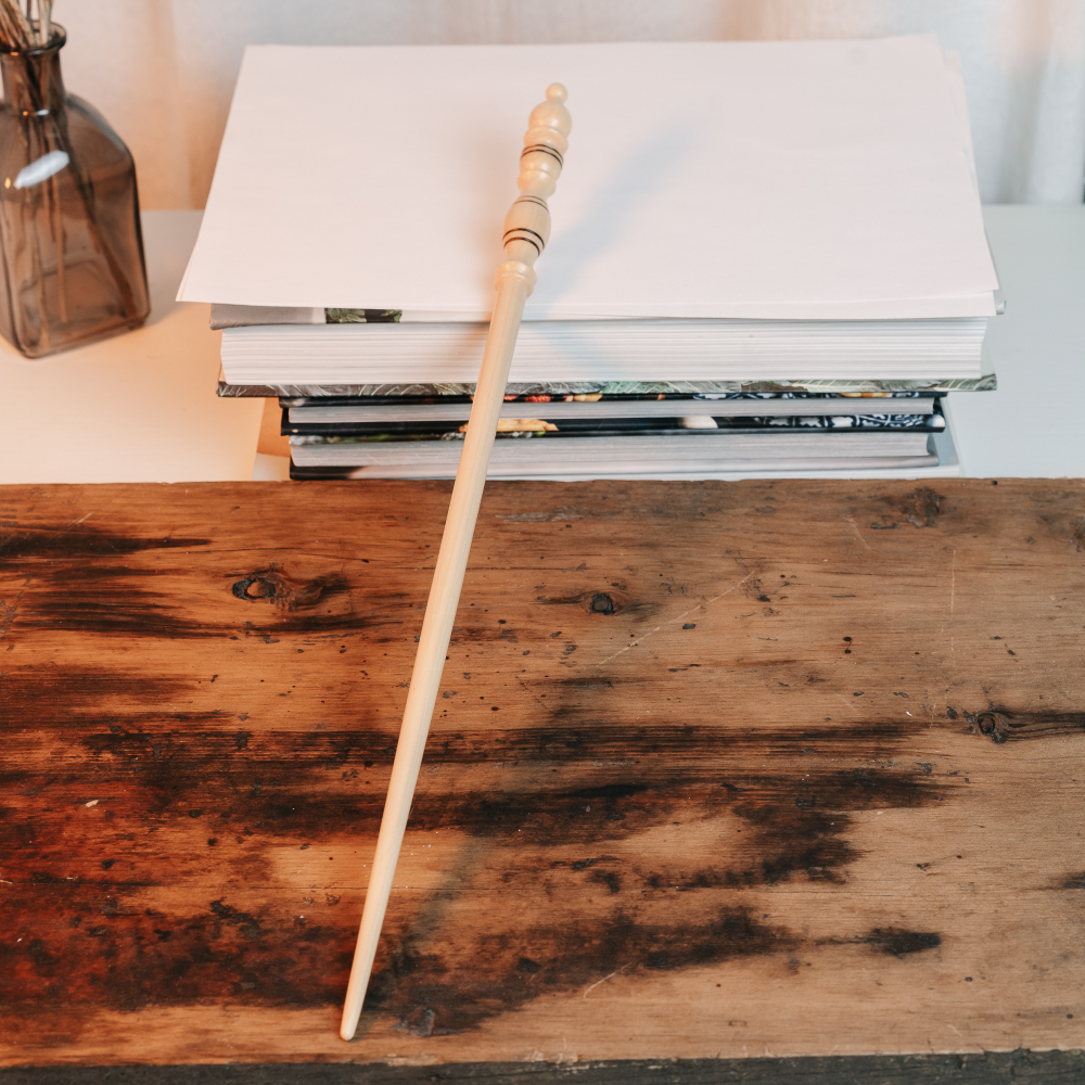 Указка для учителя из натуральной древесины из сибирского кедра 400 мм. U10